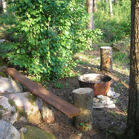 Rossu Metsamaja * Saksa